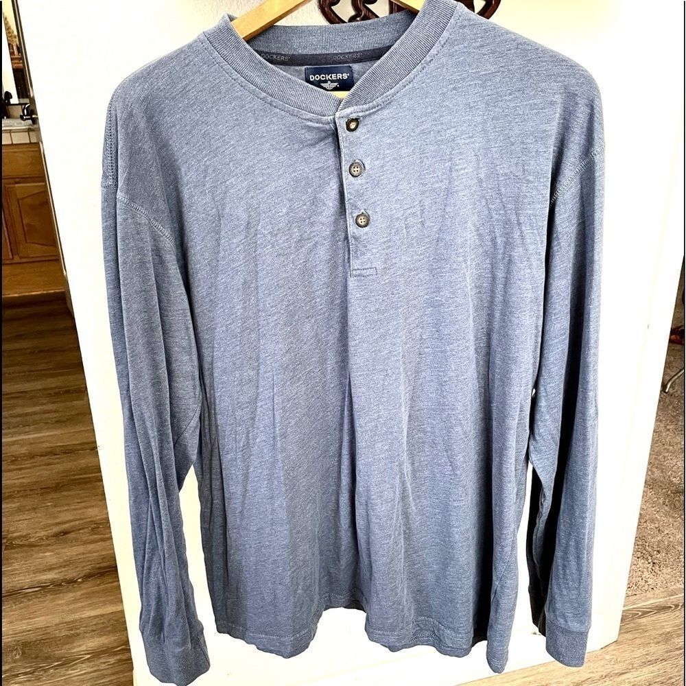 Men’s Dockers blue pajama top